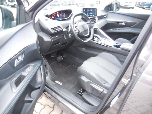 Peugeot 3008 BlueHDi 130 Allure 96 kW image number 9