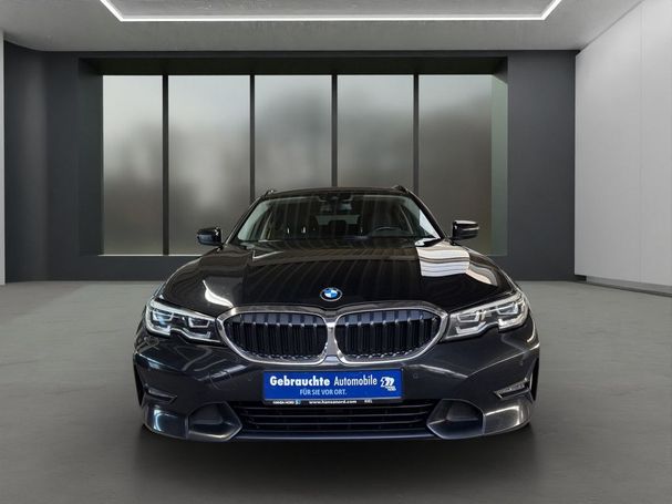 BMW 320d Touring 140 kW image number 2