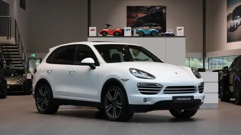 Car image 1