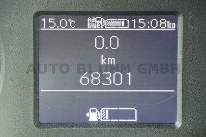 Car image 28