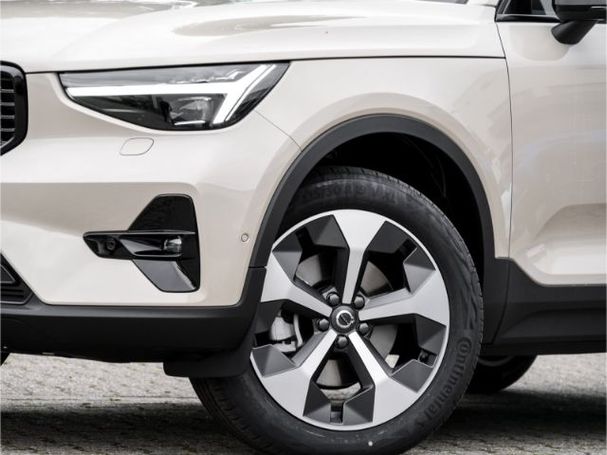 Volvo XC40 B4 Ultra Dark 145 kW image number 5