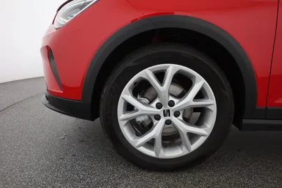 Car image 30