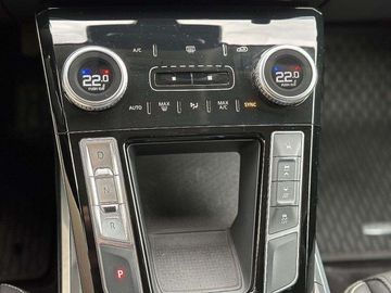 Car image 41