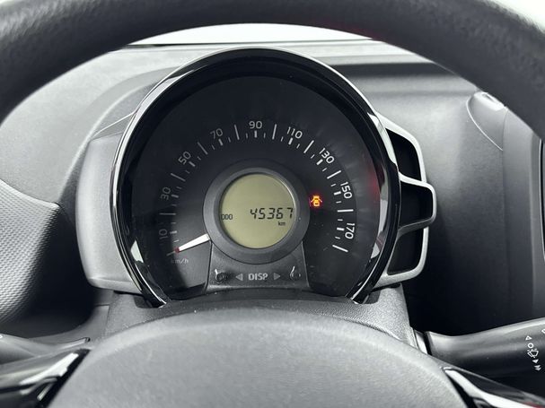 Toyota Aygo 54 kW image number 6