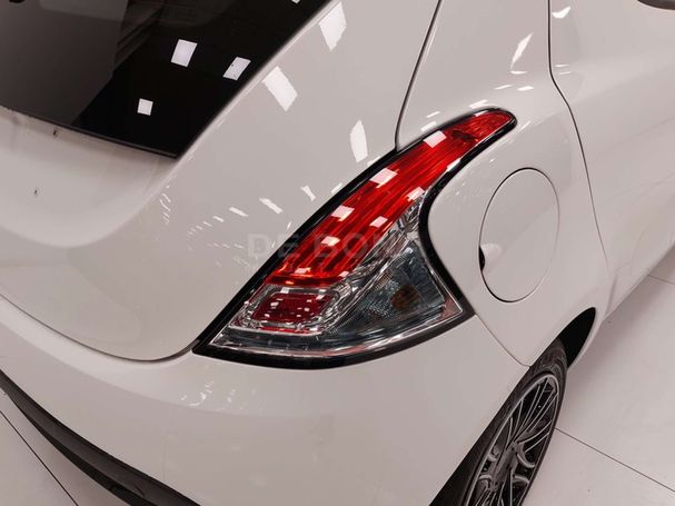 Lancia Ypsilon 51 kW image number 17