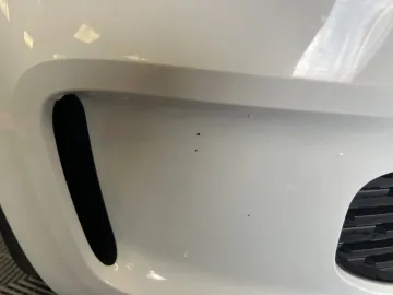 Car image 40