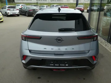 Car image 32