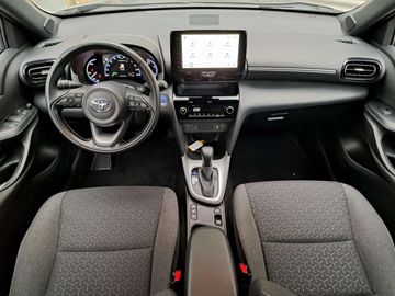 Car image 9