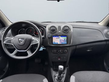 Car image 13