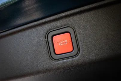 Car image 45