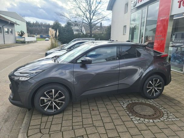 Toyota C-HR 2.0 Hybrid 145 kW image number 3