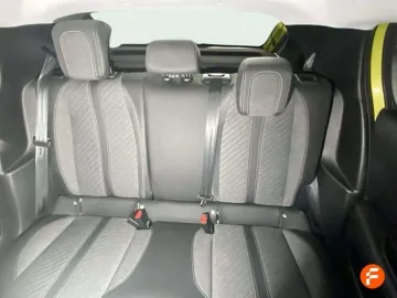 Car image 35