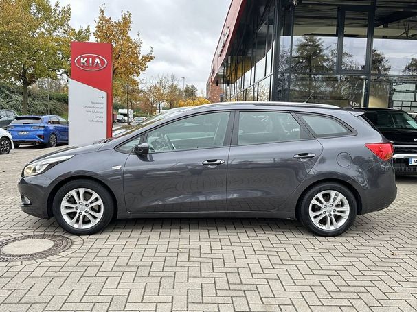 Kia Ceed 1.6 CRDi 128 SW Edition 7 94 kW image number 5