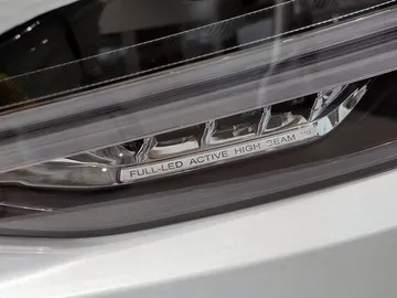Car image 31