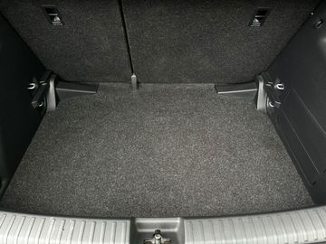 Car image 37