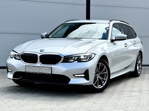 BMW 320d Touring Sport Line 140 kW image number 1