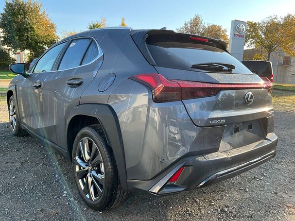 Lexus UX 300h 146 kW image number 5