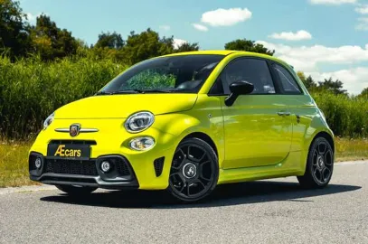 Car image 1