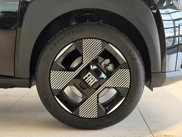 Car image 24
