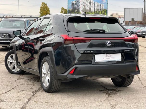 Lexus UX 135 kW image number 7