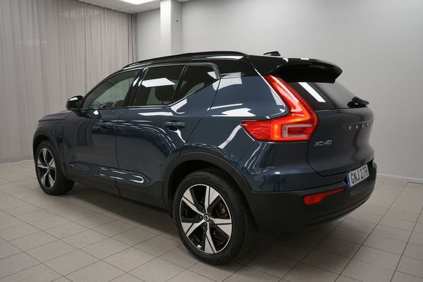 Volvo XC40 Recharge R T4 Design 157 kW image number 2