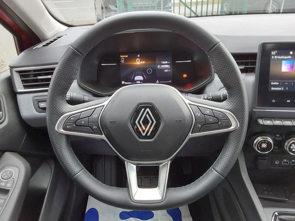 Renault Clio TCe 90 66 kW image number 10