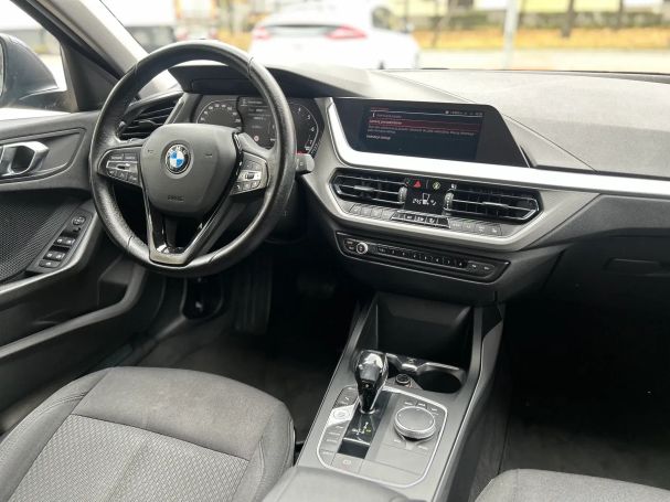 BMW 118i 100 kW image number 24