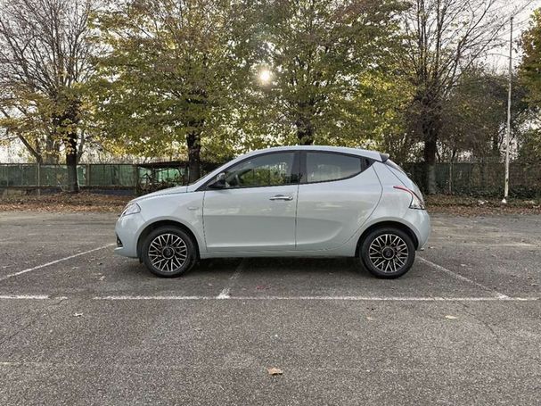 Lancia Ypsilon 51 kW image number 5