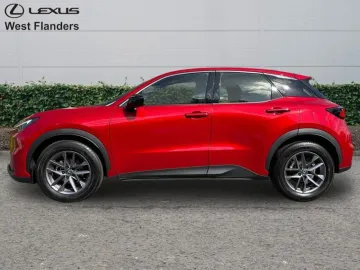 Car image 4