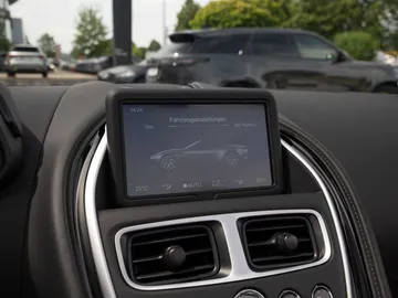 Car image 41