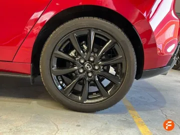 Car image 29