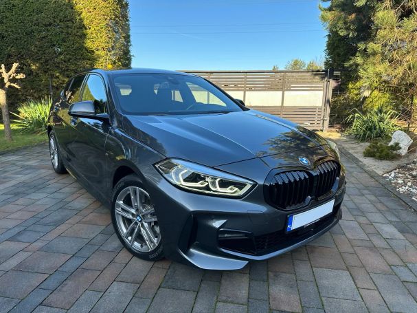 BMW 120i M Sport 131 kW image number 2