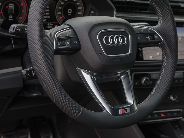 Audi Q3 35 TFSI S-line 110 kW image number 11