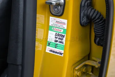 Car image 36