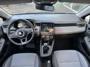 Car image 12