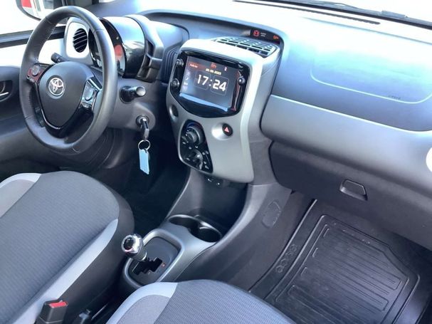 Toyota Aygo 53 kW image number 3