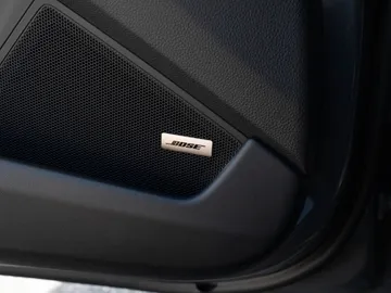 Car image 37