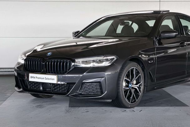 BMW 530 e 215 kW image number 22