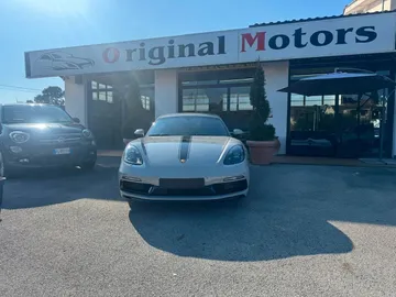 Car image 3