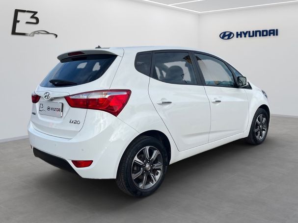 Hyundai ix20 1.4 blue Space+ 66 kW image number 3