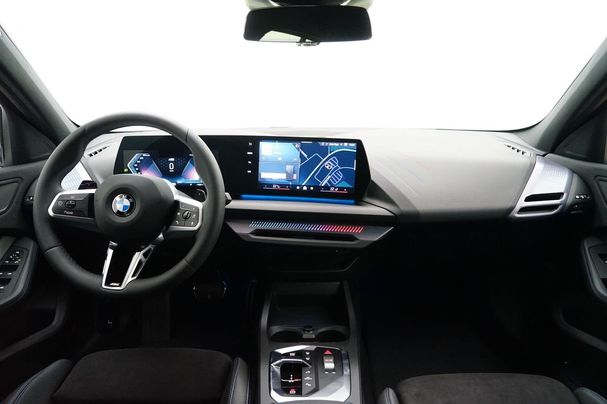 BMW 120i M Sport 125 kW image number 3