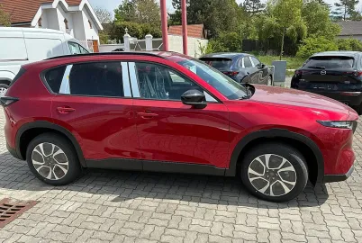 Car image 4
