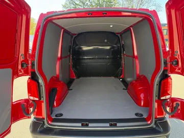 Car image 37