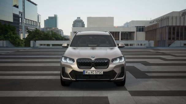 BMW iX3 80 kWh 210 kW image number 2