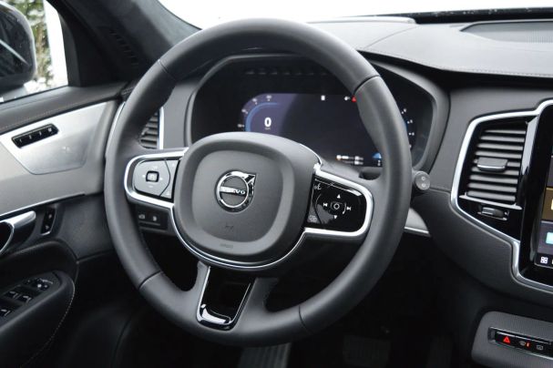 Volvo XC90 AWD 335 kW image number 12