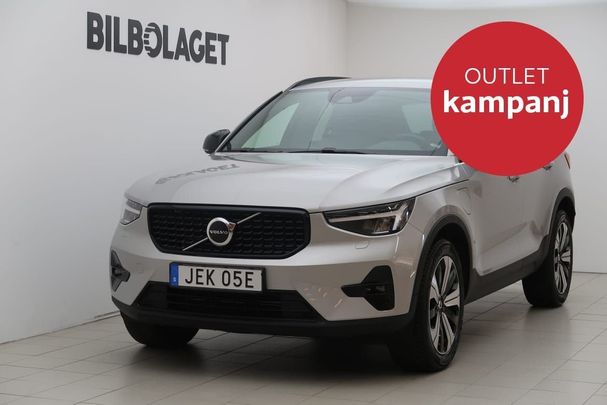 Volvo XC40 Recharge T4 Plus Dark 157 kW image number 2