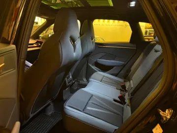 Car image 43