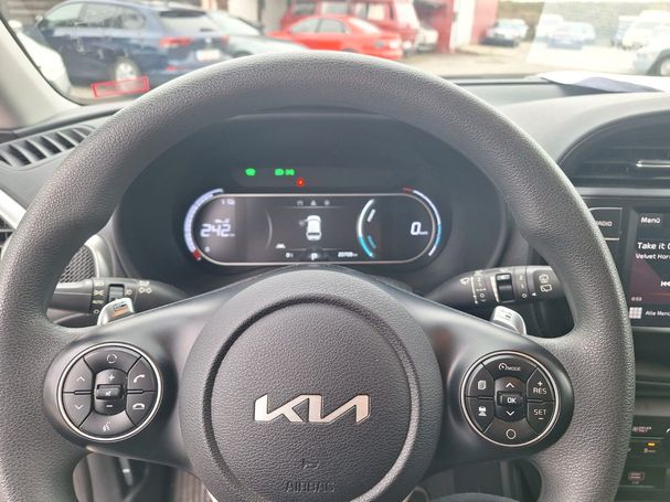 Kia Soul e 100 kW image number 6