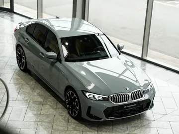 Car image 33