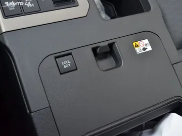 Car image 45